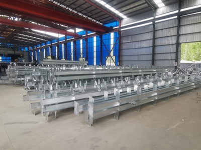 热镀锌牛棚猪棚